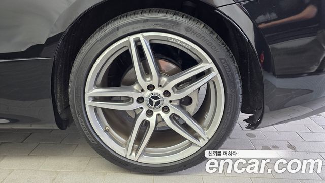 Mercedes-Benz E-Class E220d Coupe