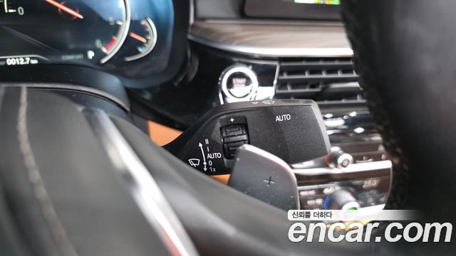 BMW 5-Series 520d xDrive M Sport Package Plus