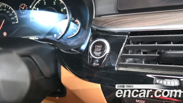 BMW 5-Series 520d xDrive M Sport Package Plus