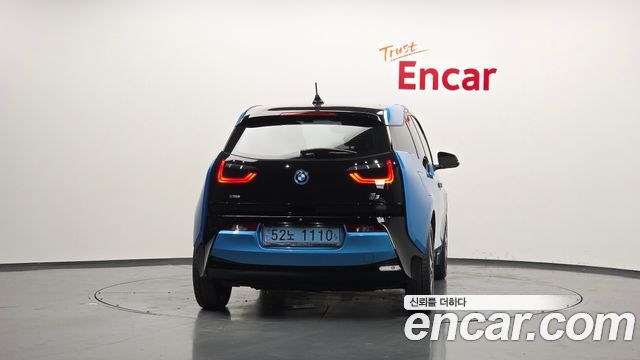 BMW i3 LUX