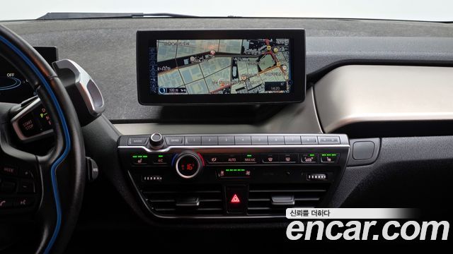BMW i3 LUX