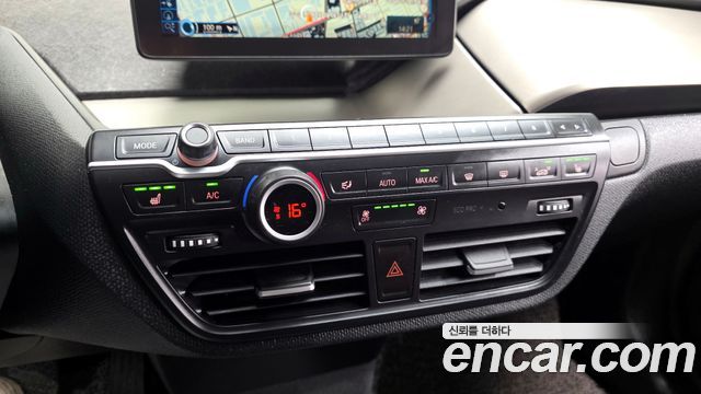 BMW i3 LUX