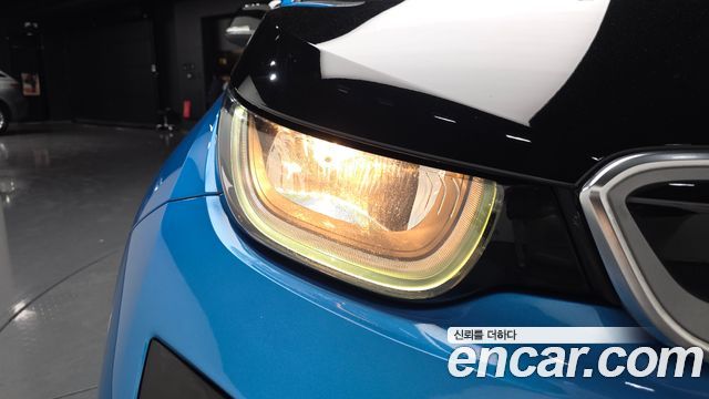 BMW i3 LUX