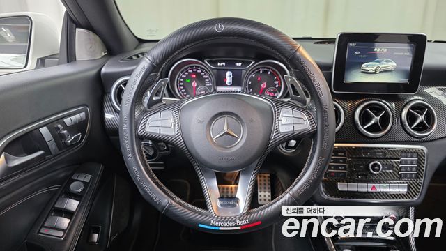 Mercedes-Benz CLA-Class CLA250 4MATIC