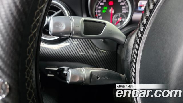 Mercedes-Benz CLA-Class CLA250 4MATIC
