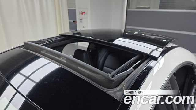 Mercedes-Benz CLA-Class CLA250 4MATIC