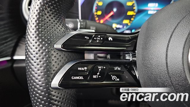 Mercedes-Benz E-Class E220d 4MATIC AMG Line