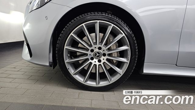 Mercedes-Benz E-Class E450 4MATIC Coupe