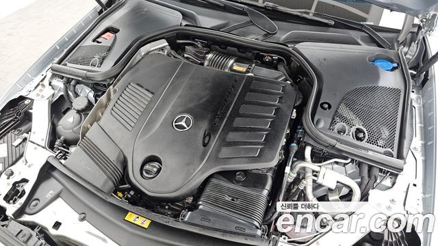 Mercedes-Benz E-Class E450 4MATIC Coupe