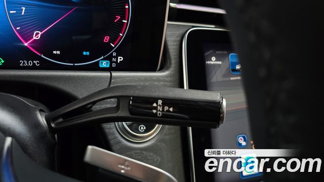 Mercedes-Benz E-Class E200 Avantgarde