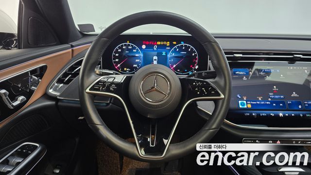 Mercedes-Benz E-Class E200 Avantgarde
