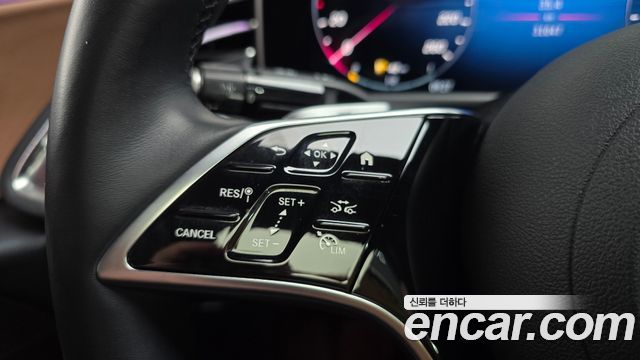 Mercedes-Benz E-Class E200 Avantgarde