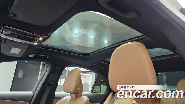 Mercedes-Benz E-Class E200 Avantgarde