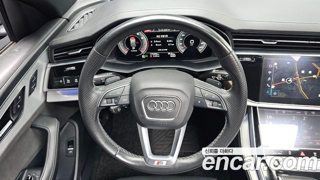 Audi Q8 55 TFSI Quattro Premium