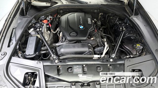 BMW 5-Series 520d Luxury Plus