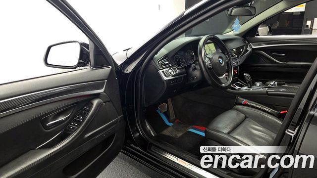 BMW 5-Series 520d Luxury Plus