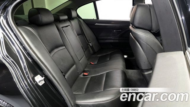 BMW 5-Series 520d Luxury Plus