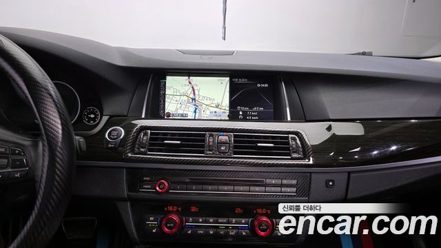 BMW 5-Series 520d Luxury Plus