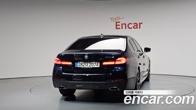 BMW 5-Series 530e M Sport