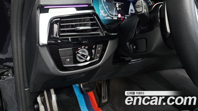 BMW 5-Series 530e M Sport