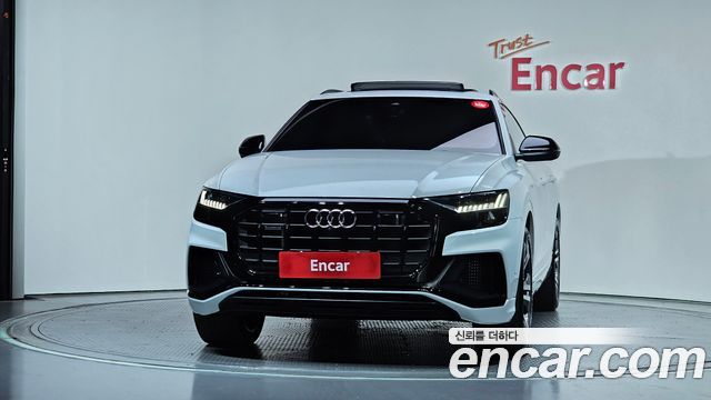 Audi Q8 55 TFSI Quattro Premium