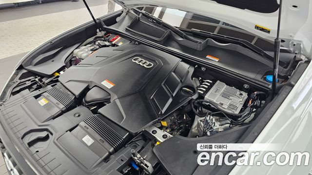 Audi Q8 55 TFSI Quattro Premium