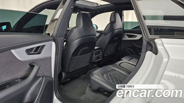 Audi Q8 55 TFSI Quattro Premium