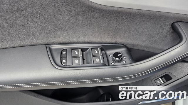 Audi Q8 55 TFSI Quattro Premium