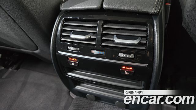 BMW 5-Series 520i Luxury