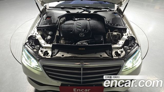 Mercedes-Benz E-Class E220d 4MATIC Exclusive