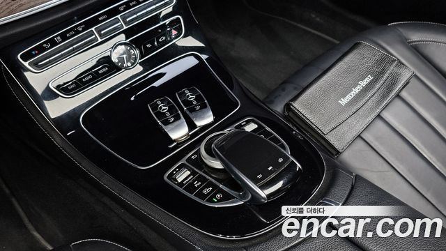 Mercedes-Benz E-Class E220d 4MATIC Exclusive
