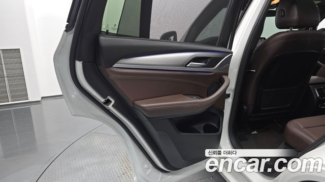 BMW X3 xDrive 20i M sports Online Exclusive Edition