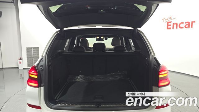 BMW X3 xDrive 20i M sports Online Exclusive Edition