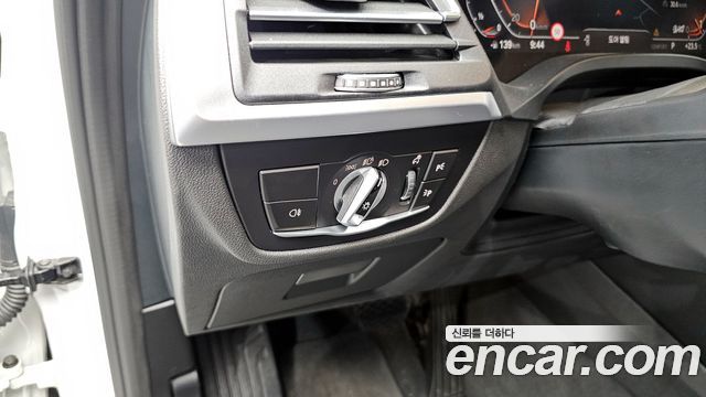 BMW X3 xDrive 20i