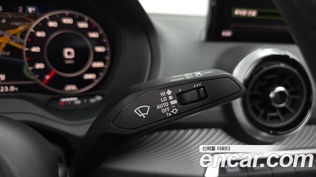 Audi Q2 35 TDI Premium
