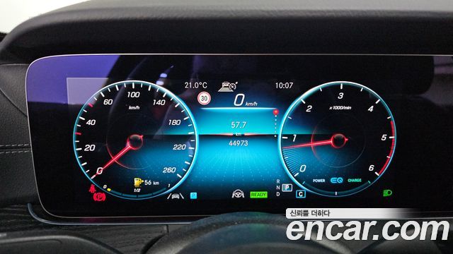 Mercedes-Benz E-Class E220d 4MATIC AMG Line
