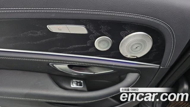 Mercedes-Benz E-Class E220d 4MATIC AMG Line