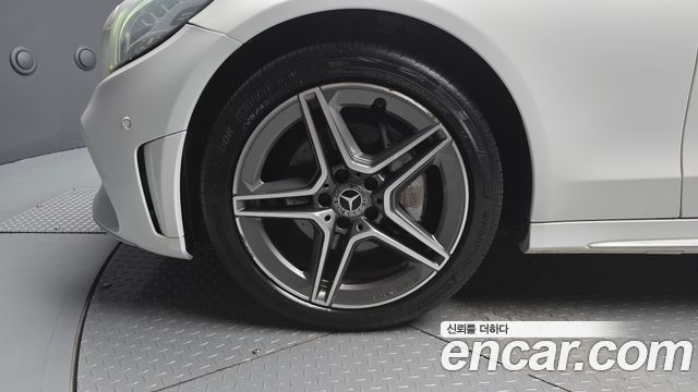 Mercedes-Benz C-Class C220 d 4MATIC AMG Line