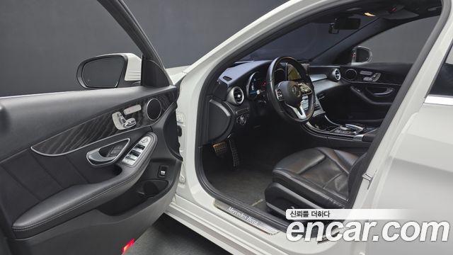 Mercedes-Benz C-Class C220 d 4MATIC AMG Line