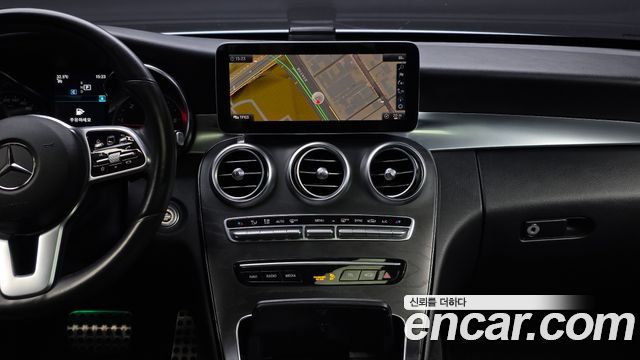 Mercedes-Benz C-Class C220 d 4MATIC AMG Line