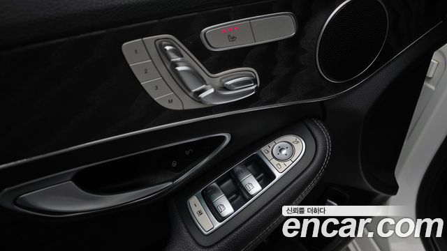 Mercedes-Benz C-Class C220 d 4MATIC AMG Line