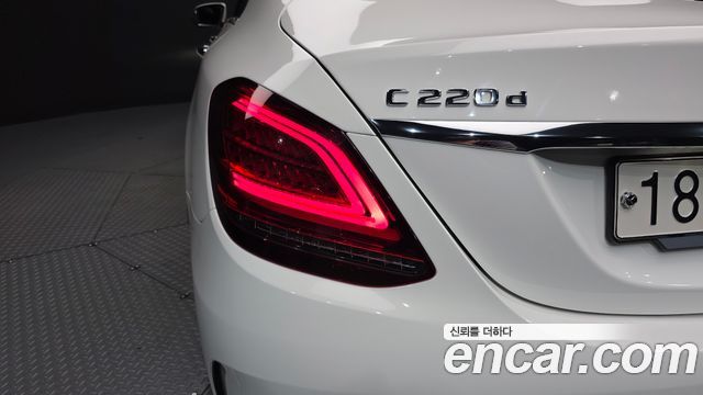 Mercedes-Benz C-Class C220 d 4MATIC AMG Line