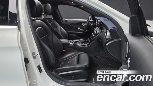 Mercedes-Benz C-Class C220 d 4MATIC AMG Line