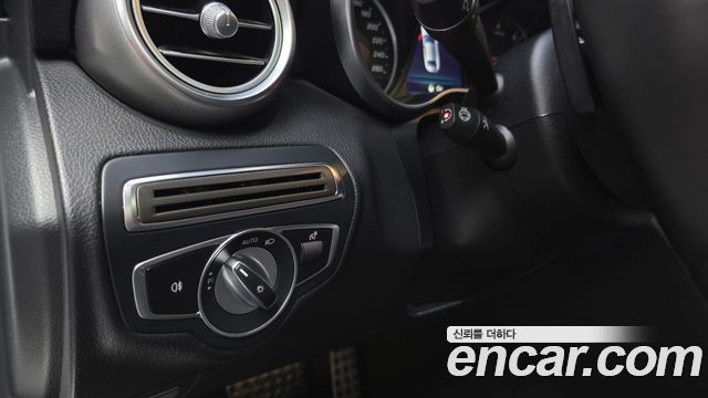 Mercedes-Benz C-Class C220 d 4MATIC AMG Line
