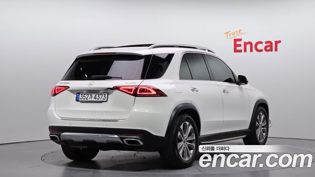 Mercedes-Benz GLE-Class GLE300d 4MATIC