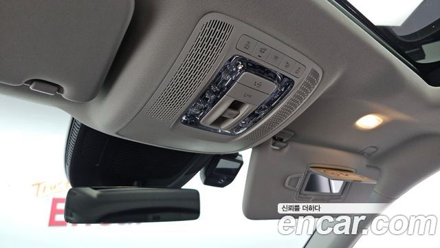 Mercedes-Benz GLE-Class GLE300d 4MATIC