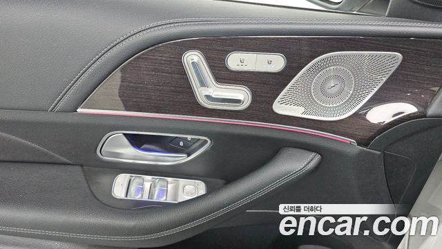 Mercedes-Benz GLE-Class GLE300d 4MATIC