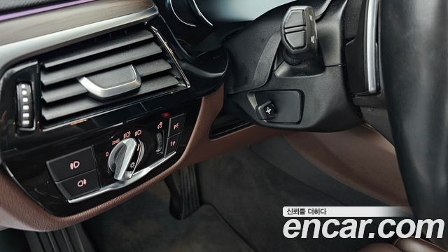 BMW Gran Turismo 640i xDrive Luxury