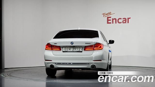 BMW 5-Series 530i Luxury Plus