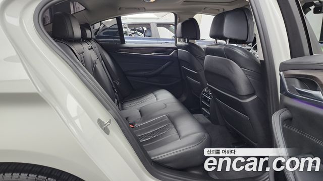 BMW 5-Series 530i Luxury Plus